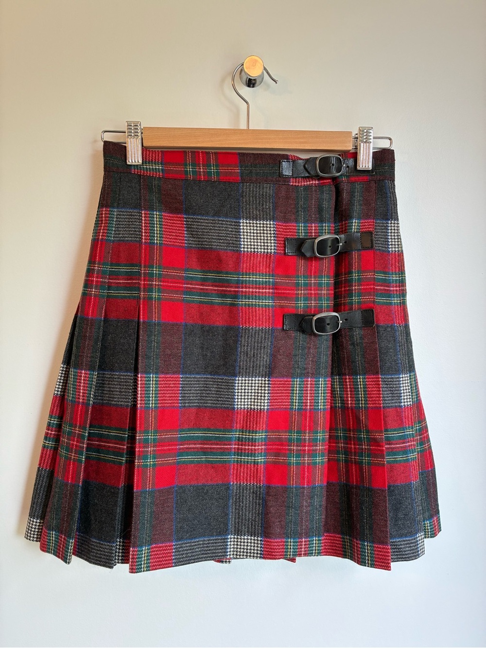 Tristan & Iseult Vintage Pure Virgin Wool Pleated Mini Skirt Kilt Made in Canada